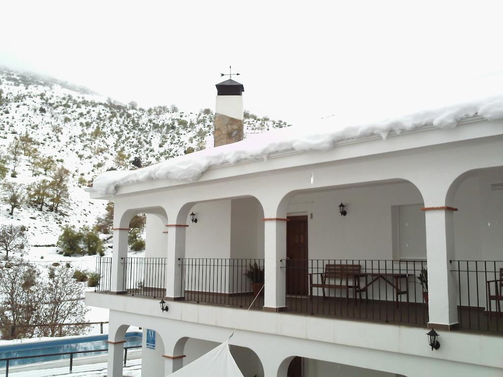 Apartamentos Turisticos Rurales Monte De Las Animas Valdepenas de Jaen Екстериор снимка